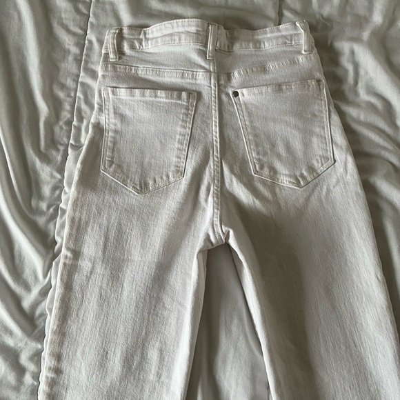 H&M white skinny jeans - Picture 3 of 6